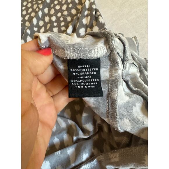 MSK Gray Sleeveless Sequin Dress Size Petite Large - Picture 5 of 5